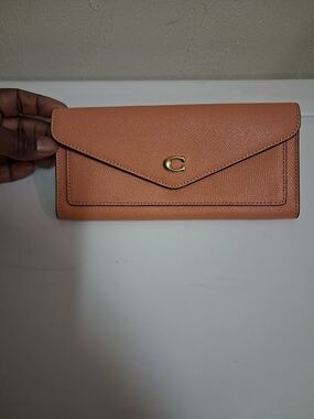 Coach Wyn Soft Wallet